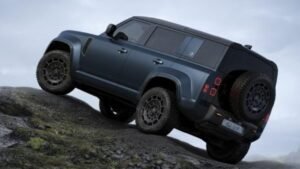 Land Rover Planning Smaller All-Electric Defender For Debut Next Year