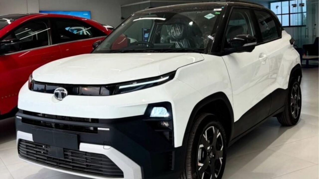 Tata Outsells Mahindra to Secure Second Place in February 2026 Sales